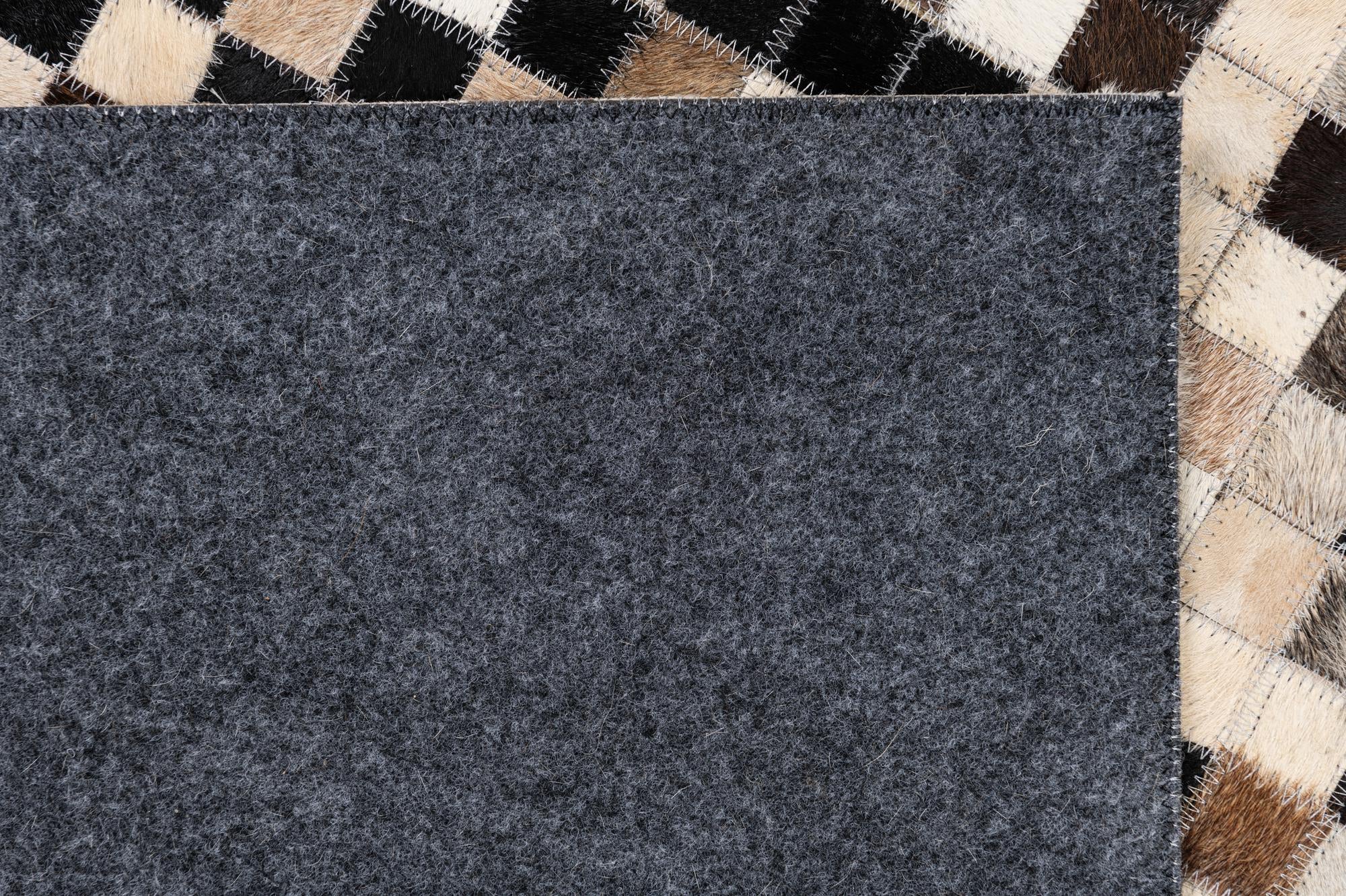 5' x 7' 10 Cowhide Leather Rug