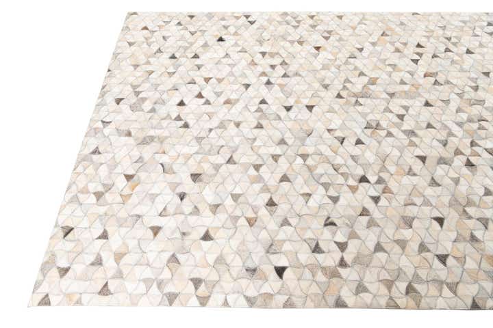 5' x 7' 10 Cowhide Leather Rug