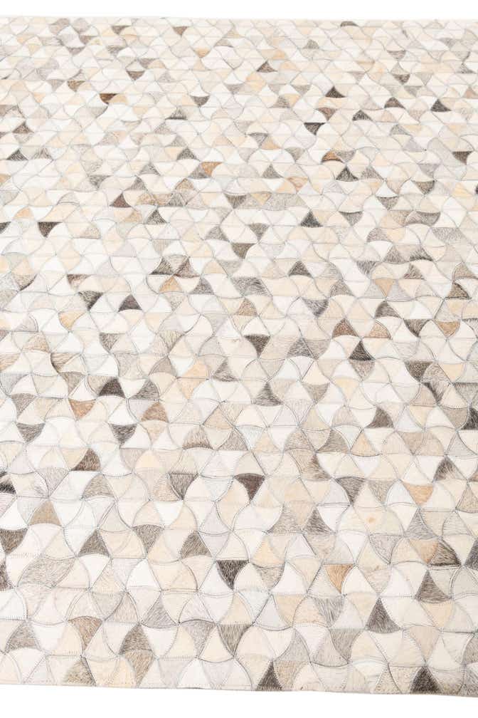 5' x 7' 10 Cowhide Leather Rug