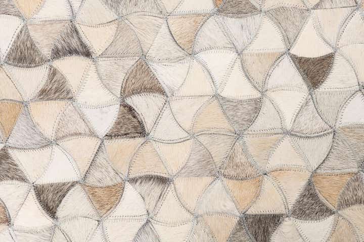 5' x 7' 10 Cowhide Leather Rug