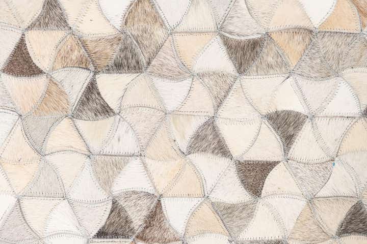 5' x 7' 10 Cowhide Leather Rug