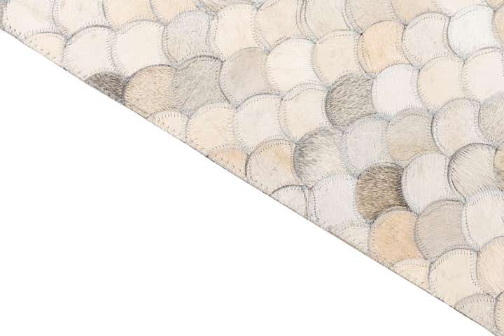 5' x 8' Cowhide Leather Rug