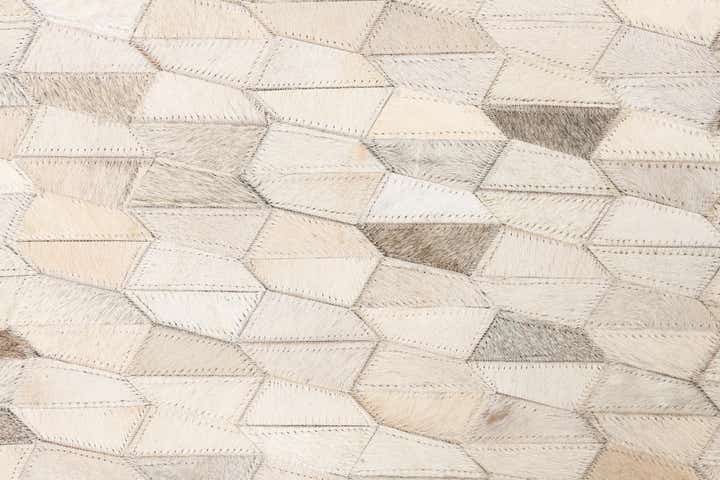 5' 2 x 8' Cowhide Leather Rug