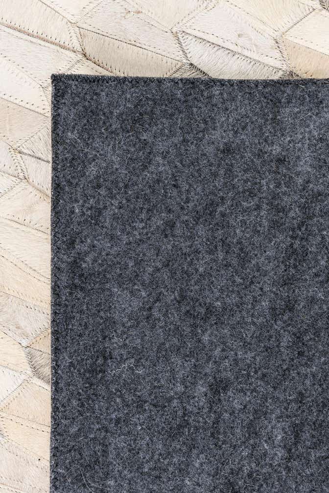 5' 2 x 8' Cowhide Leather Rug