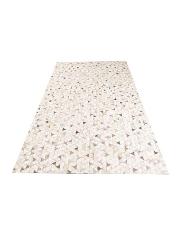 5' 1 x 8' Cowhide Leather Rug