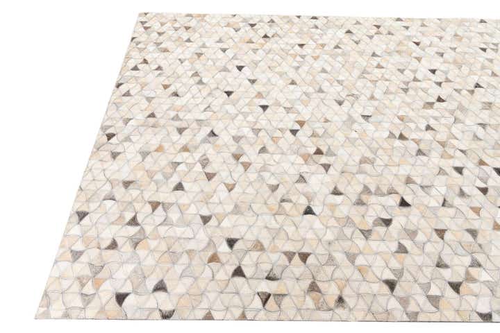 5' 1 x 8' Cowhide Leather Rug