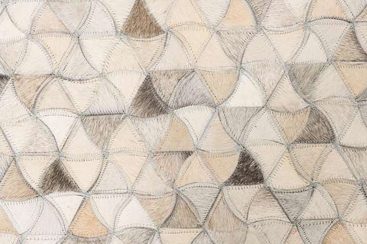 5' 1 x 8' Cowhide Leather Rug