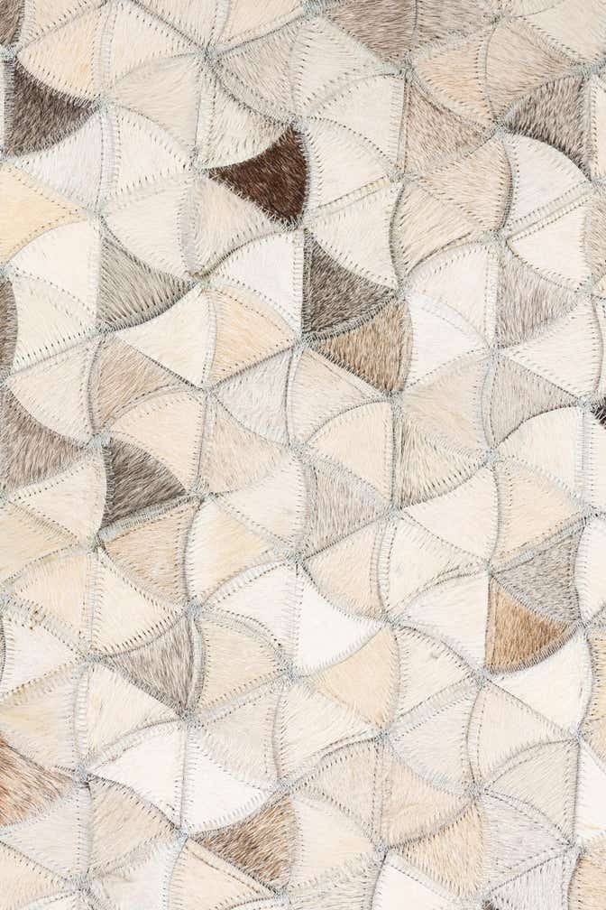 5' 1 x 8' Cowhide Leather Rug