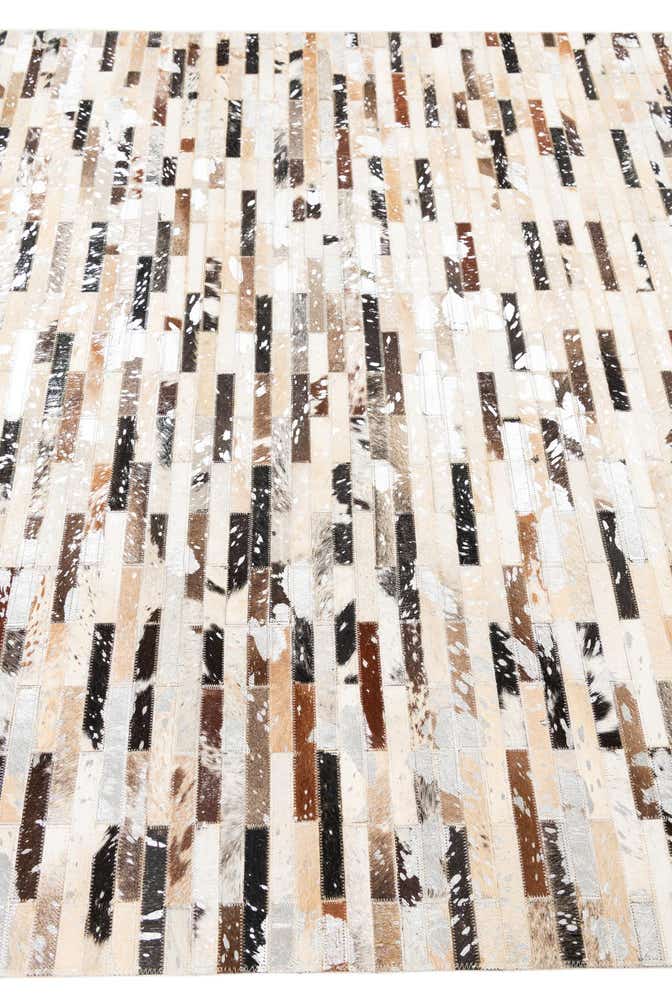 5' 1 x 8' Cowhide Leather Rug