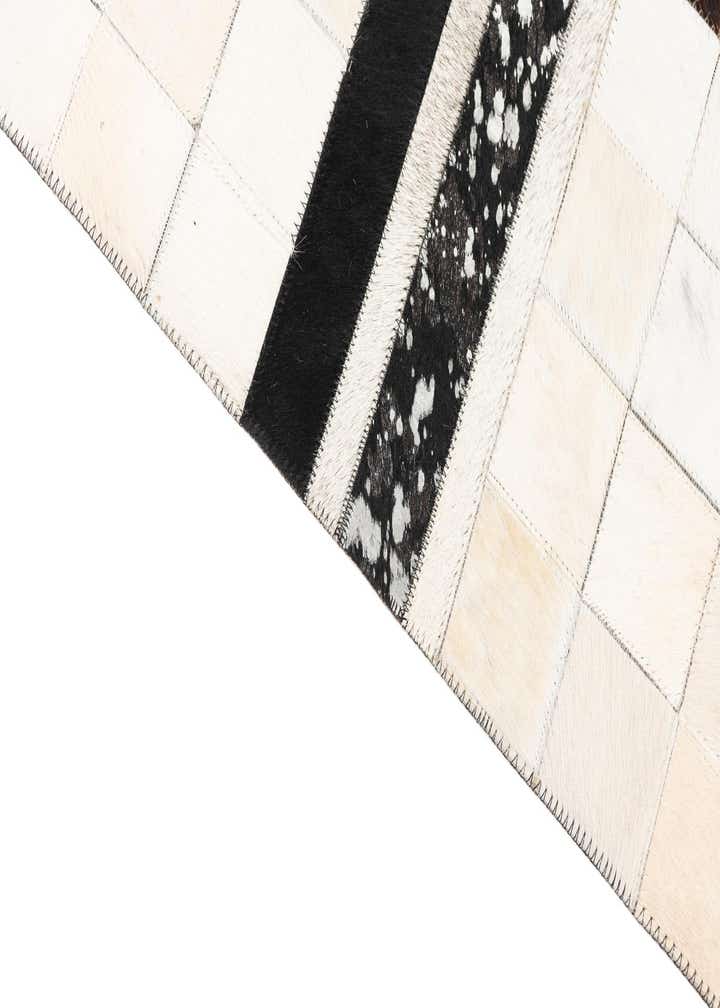 5' x 8' 1 Cowhide Leather Rug