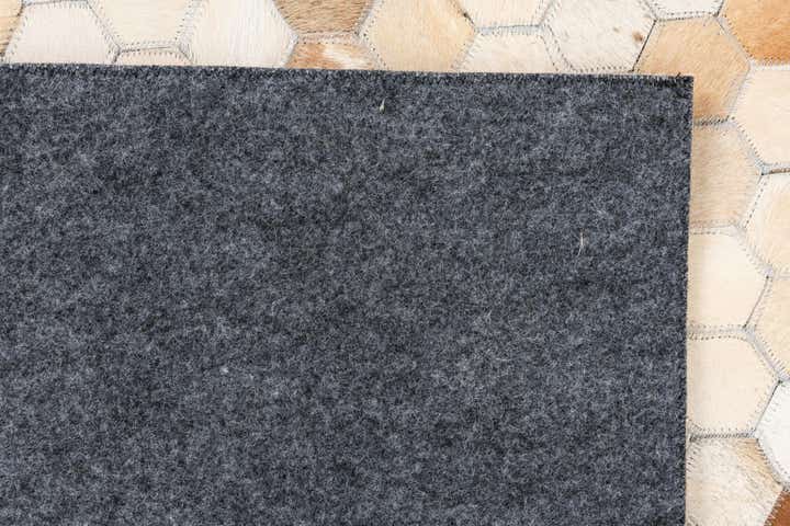 5' x 8' 1 Cowhide Leather Rug