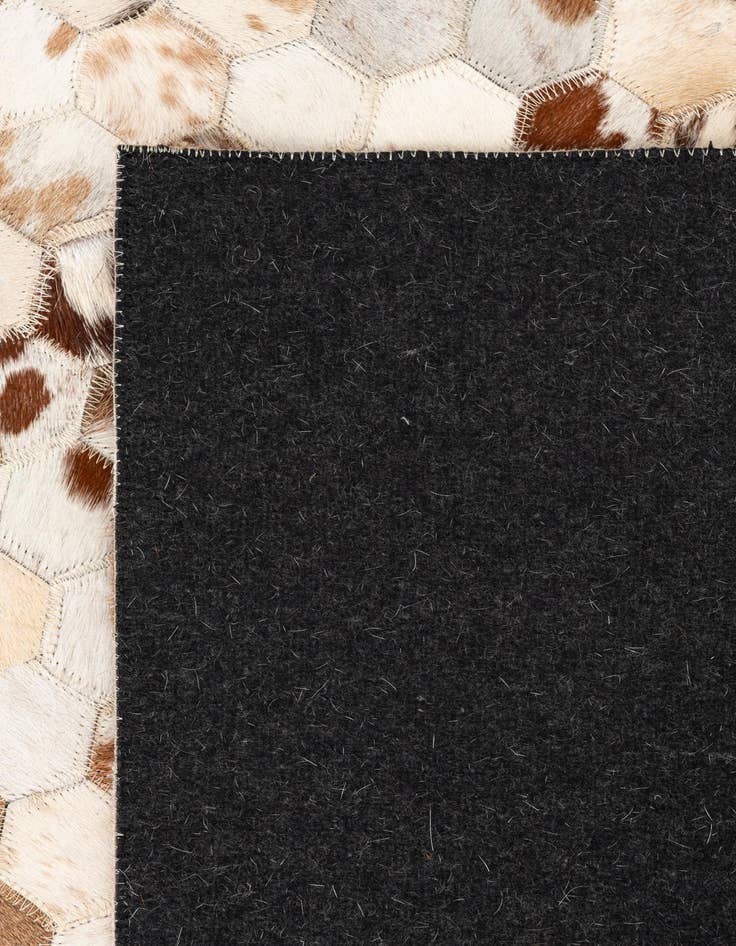 Detail image of 5' x 7' 10 Cowhide Leather Rug