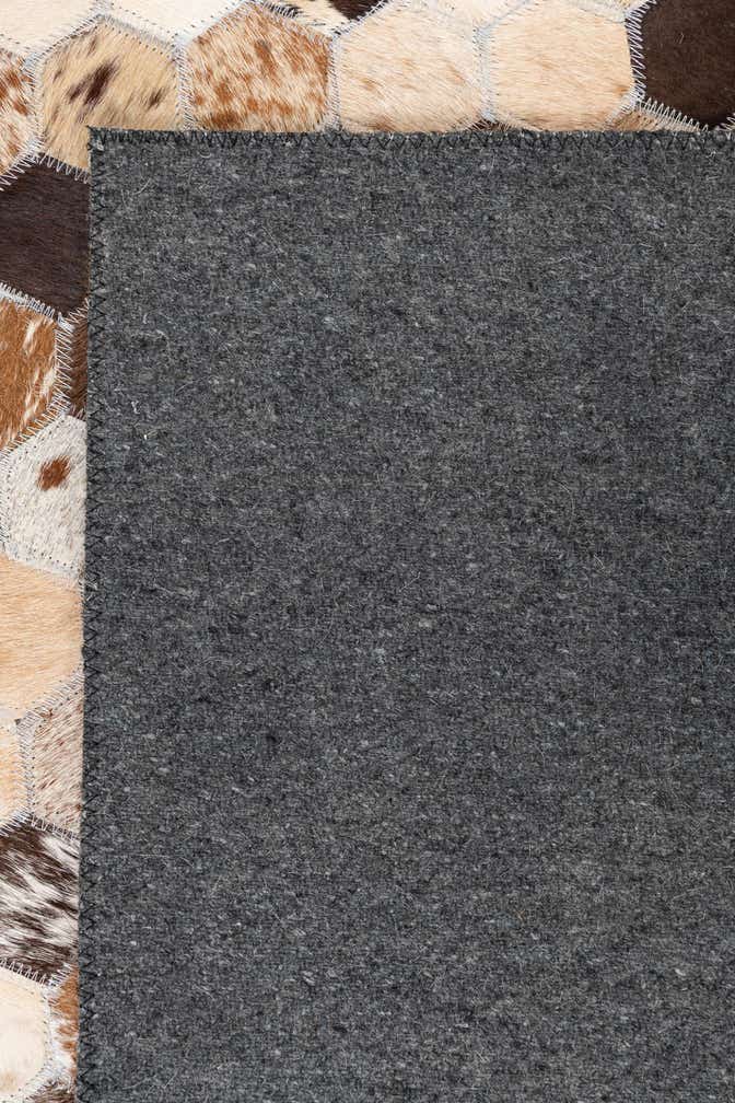 5' 1 x 8' Cowhide Leather Rug