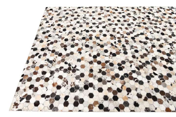 5' 1 x 8' Cowhide Leather Rug