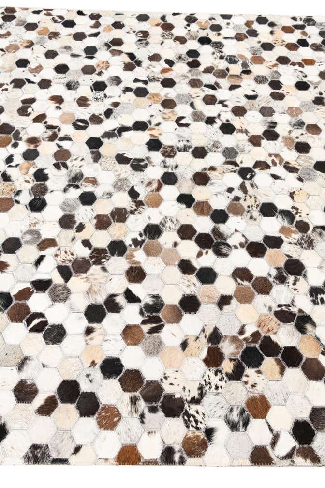 5' 1 x 8' Cowhide Leather Rug