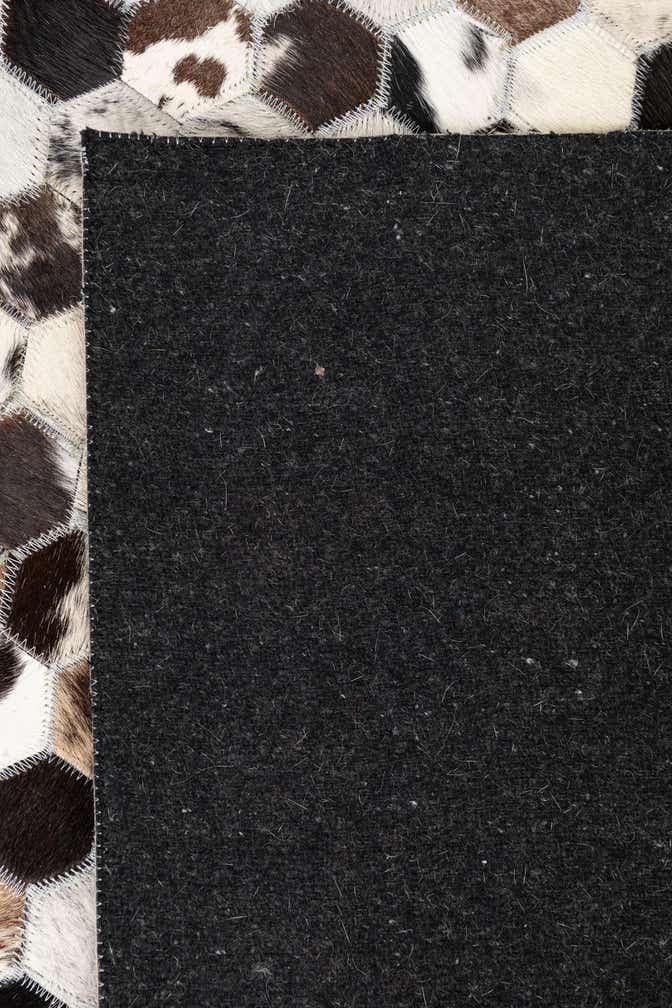 5' 1 x 8' Cowhide Leather Rug