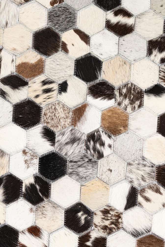 5' x 8' 1 Cowhide Leather Rug