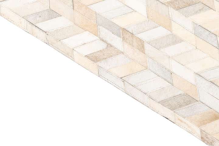 5' x 8' Cowhide Leather Rug