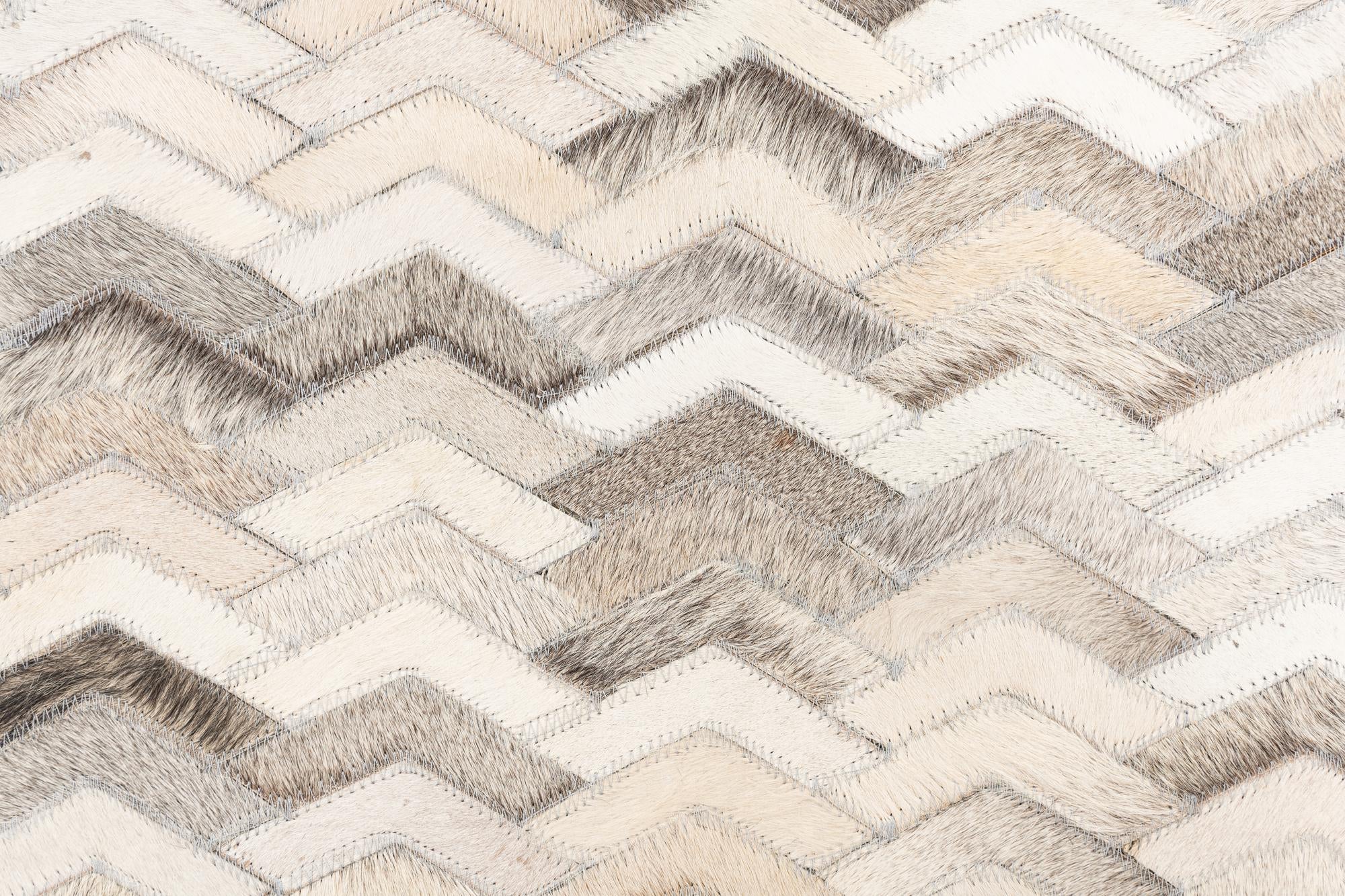 5' 2 x 8' Cowhide Leather Rug
