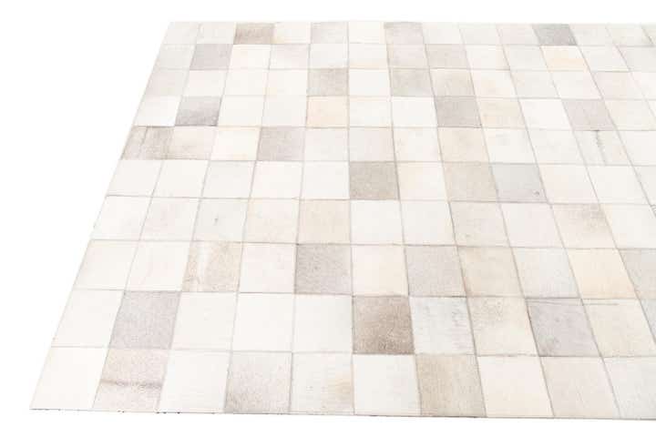 5' x 7' 10 Cowhide Leather Rug