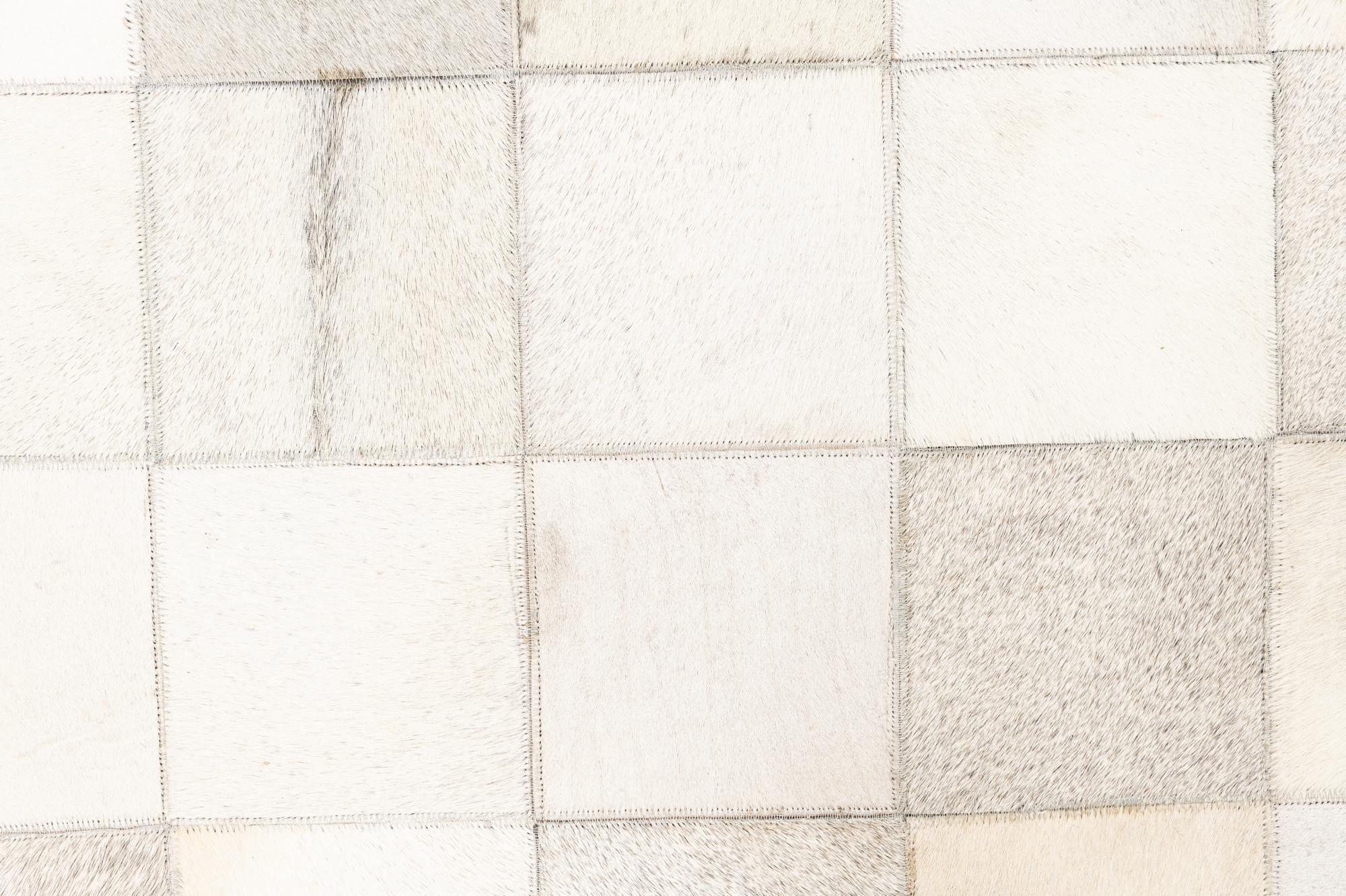 5' x 7' 10 Cowhide Leather Rug