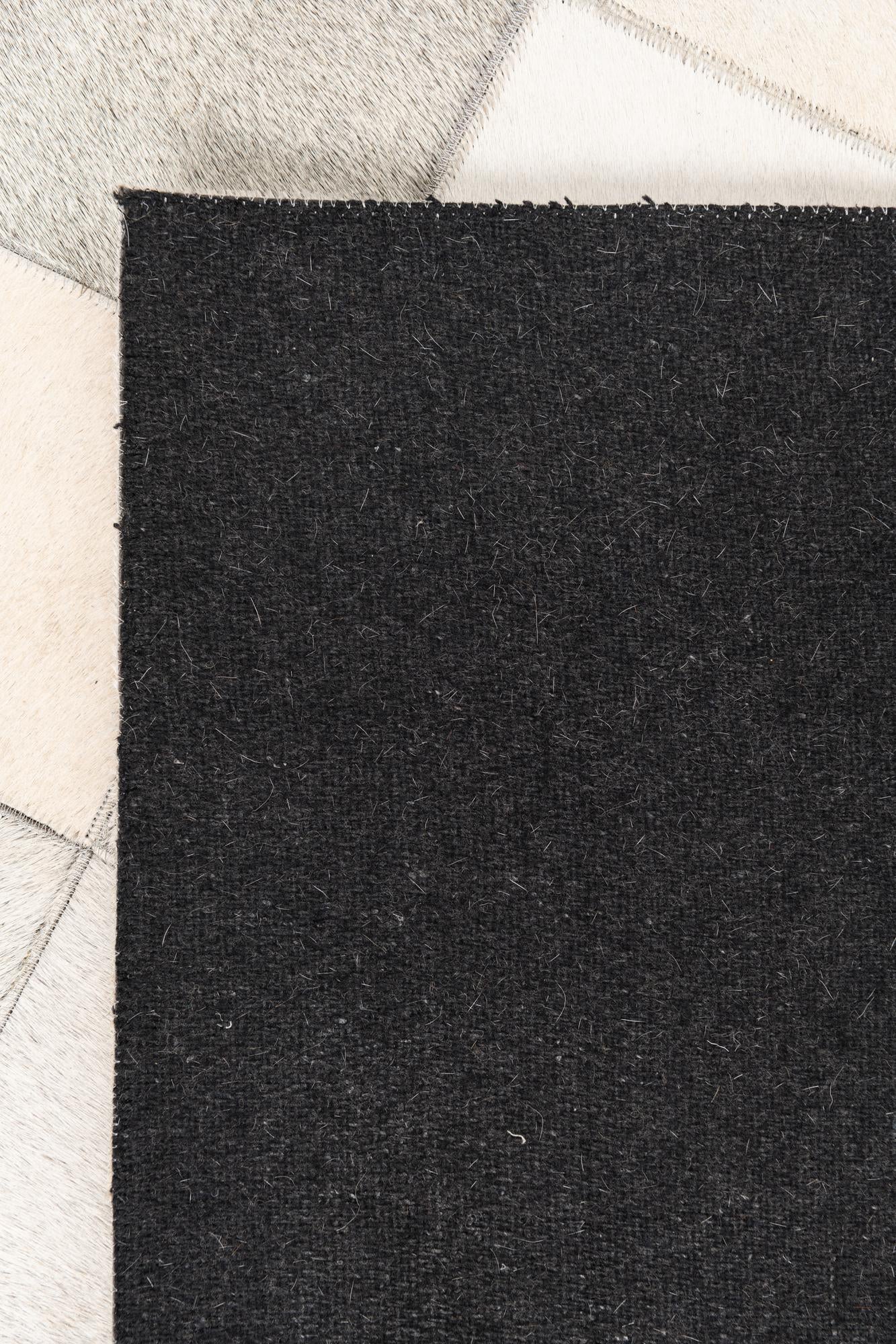 5' x 7' 10 Cowhide Leather Rug
