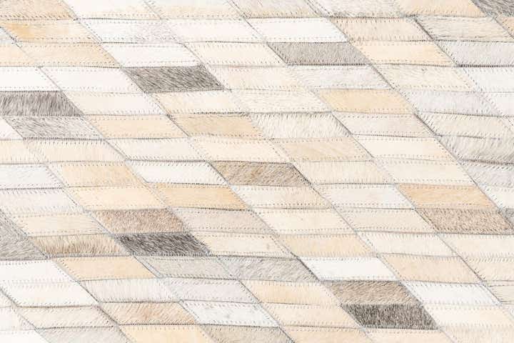 5' x 8' Cowhide Leather Rug