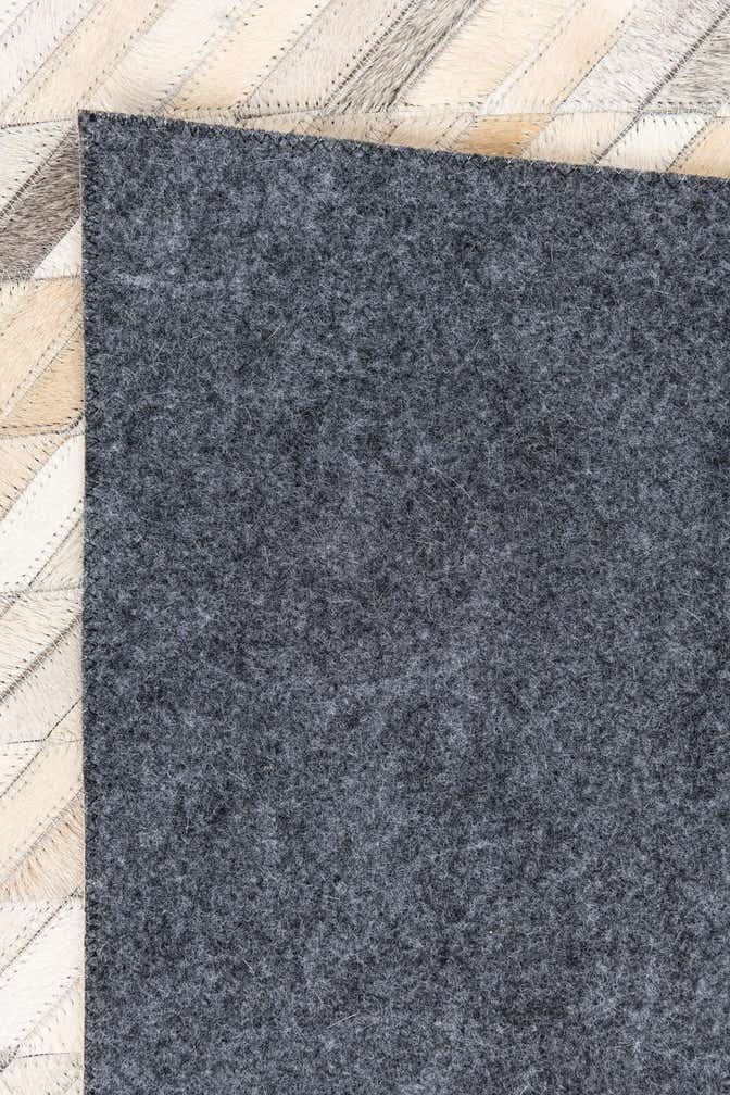 5' x 8' Cowhide Leather Rug