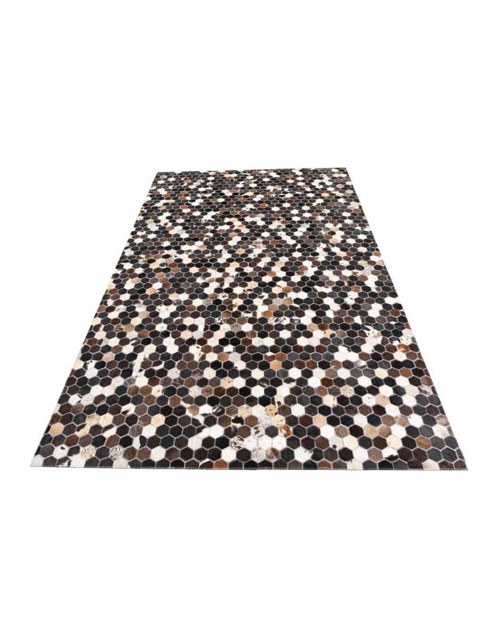 5' 1 x 7' 10 Cowhide Leather Rug