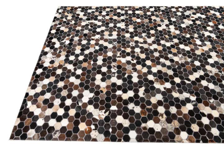 5' 1 x 7' 10 Cowhide Leather Rug