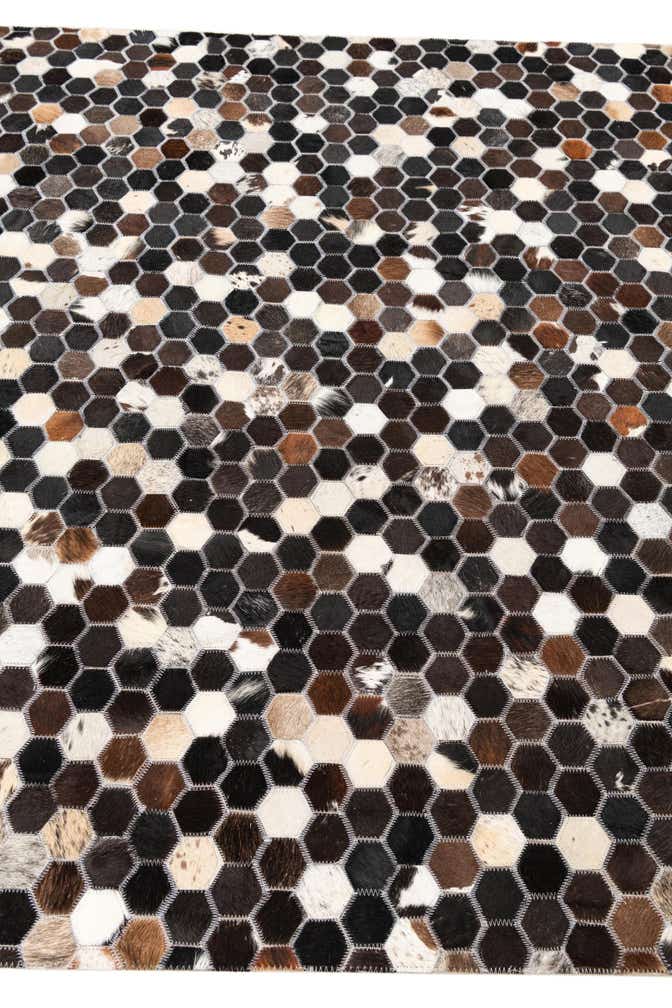 5' 1 x 7' 10 Cowhide Leather Rug