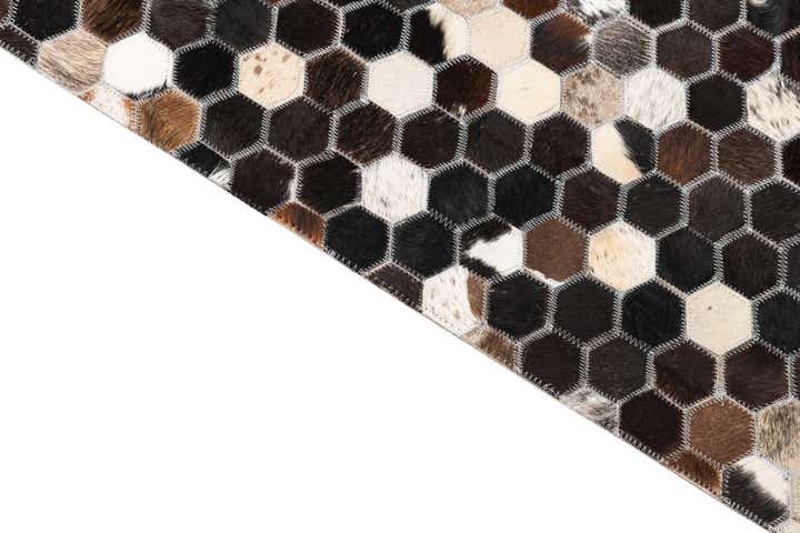 5' 1 x 7' 10 Cowhide Leather Rug