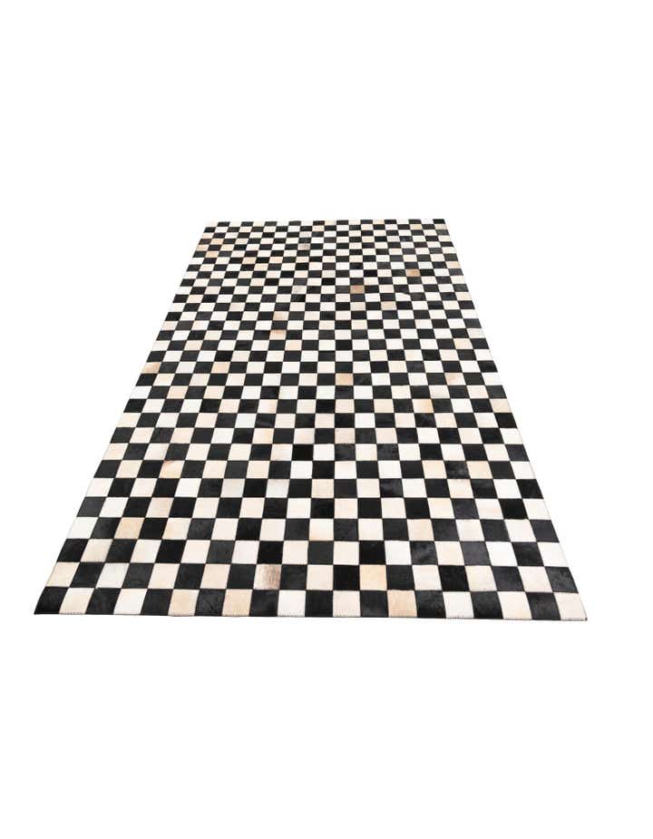 5' x 8' Cowhide Leather Rug