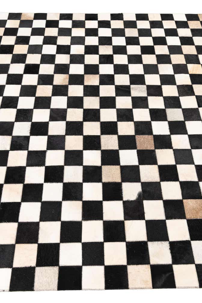 5' x 8' Cowhide Leather Rug