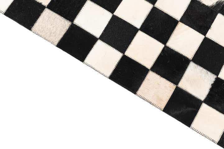 5' x 8' Cowhide Leather Rug