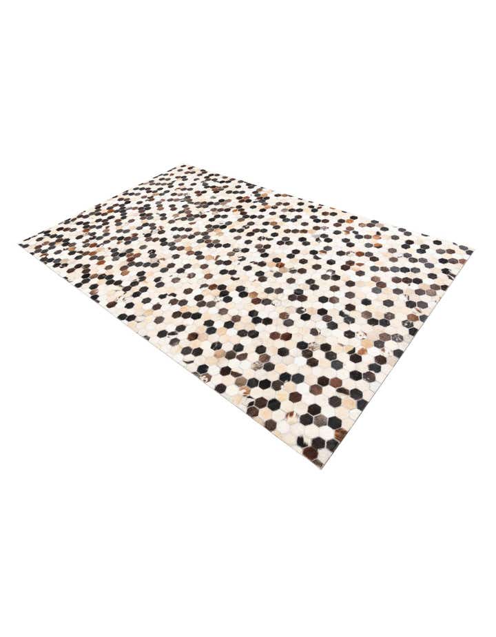 5' 1 x 8' Cowhide Leather Rug
