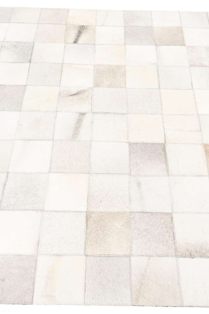 5' x 7' 10 Cowhide Leather Rug