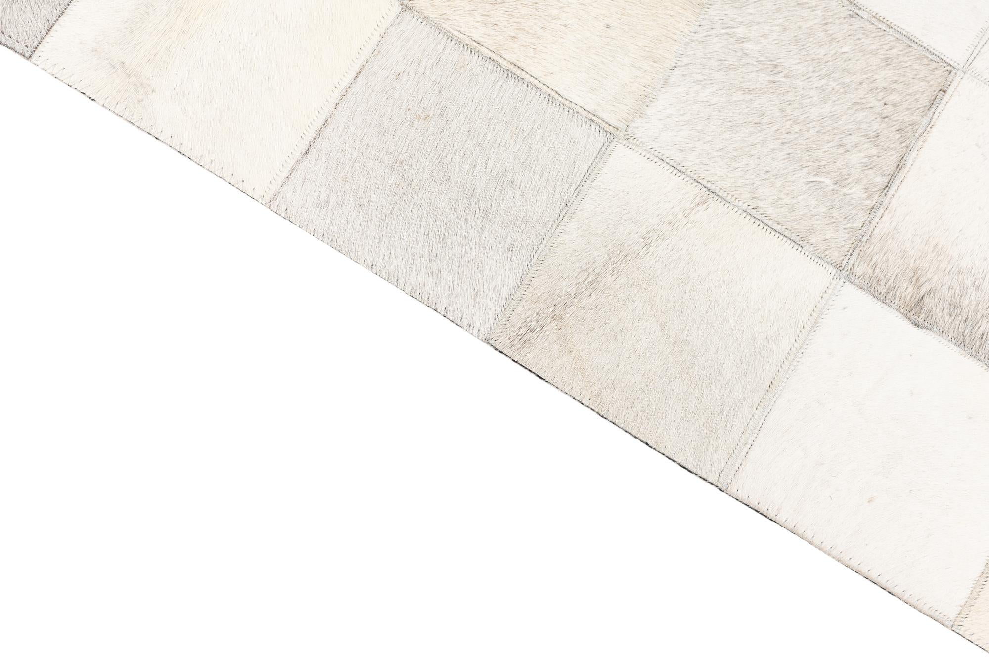 5' x 7' 10 Cowhide Leather Rug
