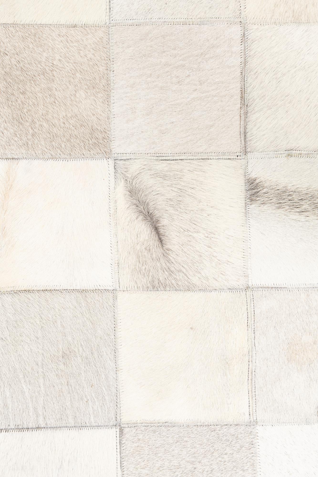 5' x 7' 10 Cowhide Leather Rug