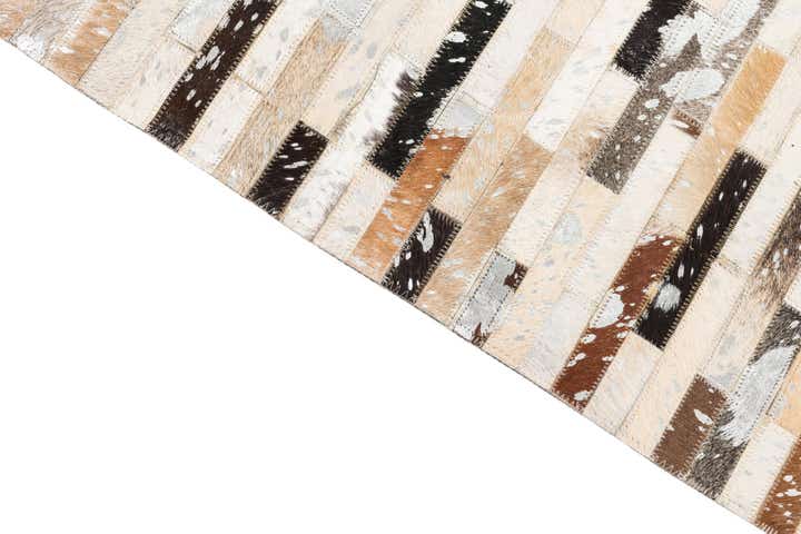 5' 2 x 8' 2 Cowhide Leather Rug