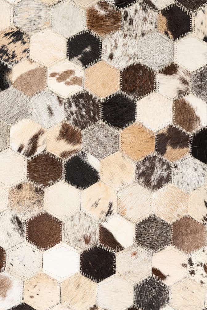 5' 2 x 8' Cowhide Leather Rug
