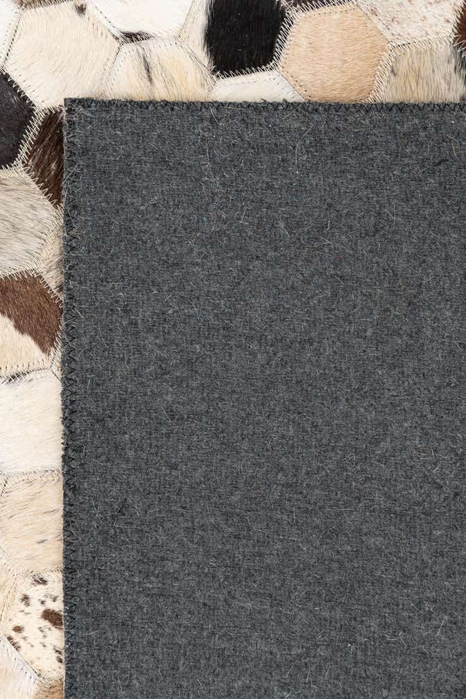 5' 2 x 8' Cowhide Leather Rug