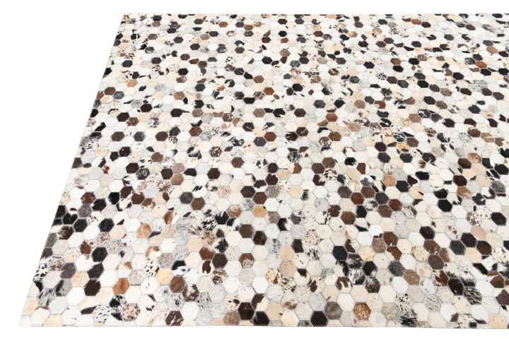 5' 1 x 8' Cowhide Leather Rug
