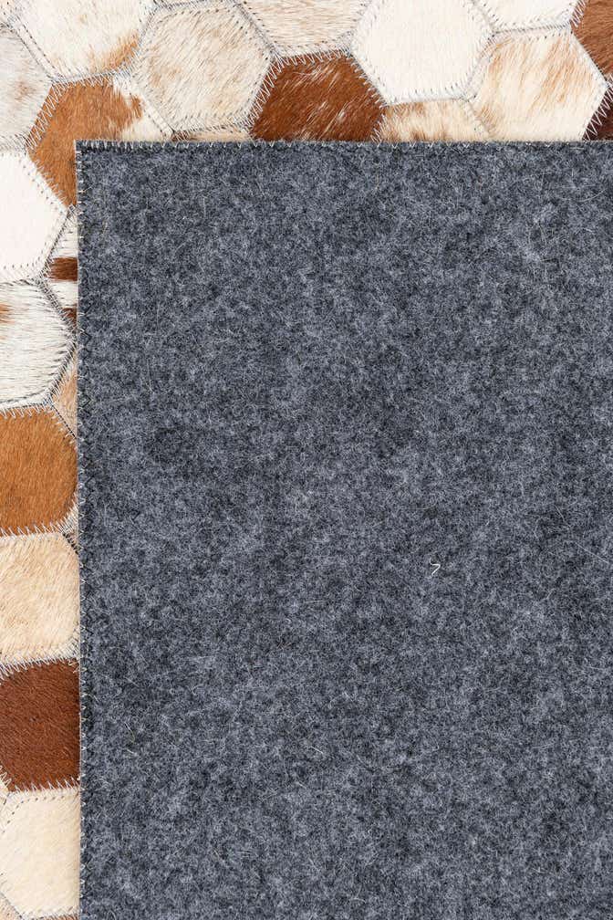 5' 2 x 8' Cowhide Leather Rug