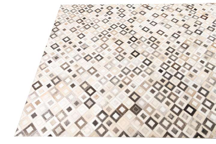 5' x 7' 7 Cowhide Leather Rug