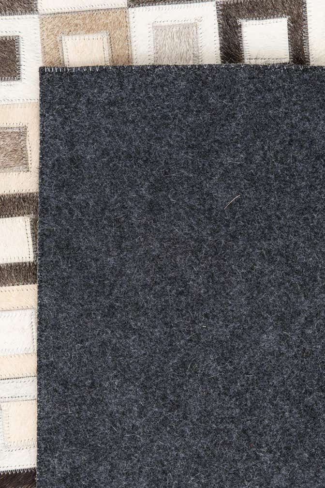 5' x 7' 7 Cowhide Leather Rug