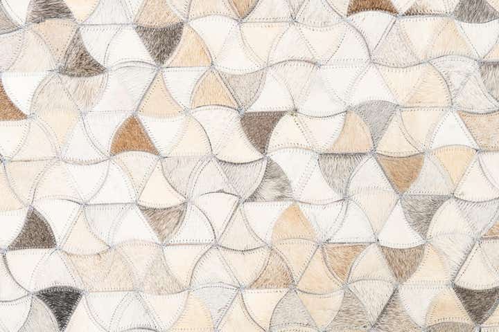 5' 2 x 8' Cowhide Leather Rug