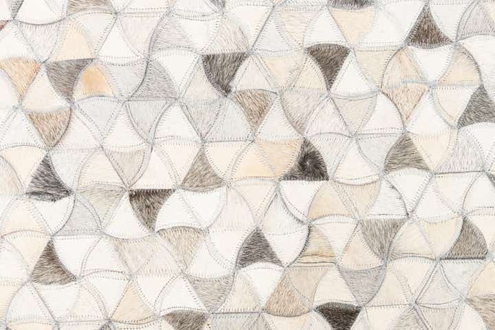 5' x 8' Cowhide Leather Rug