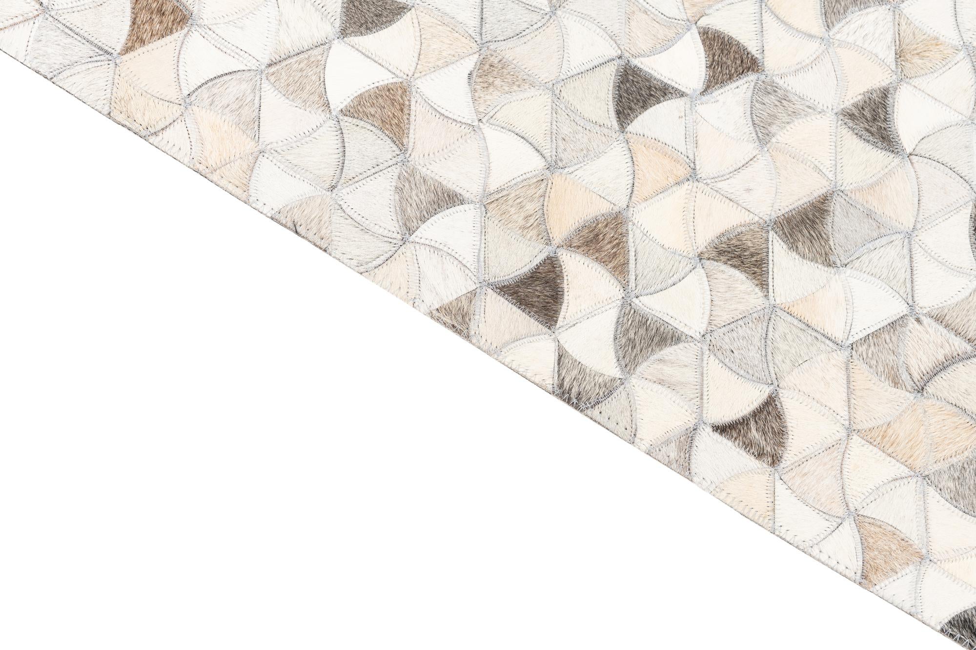 5' x 8' 1 Cowhide Leather Rug