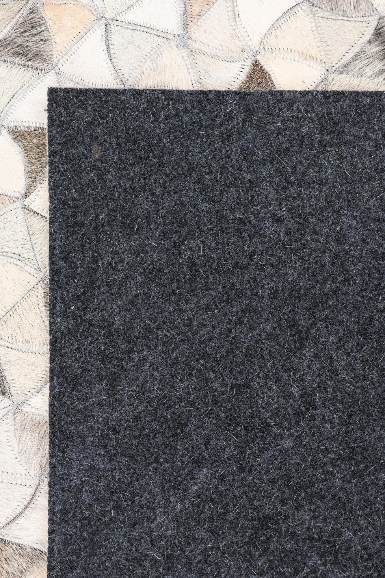 5' x 8' 1 Cowhide Leather Rug